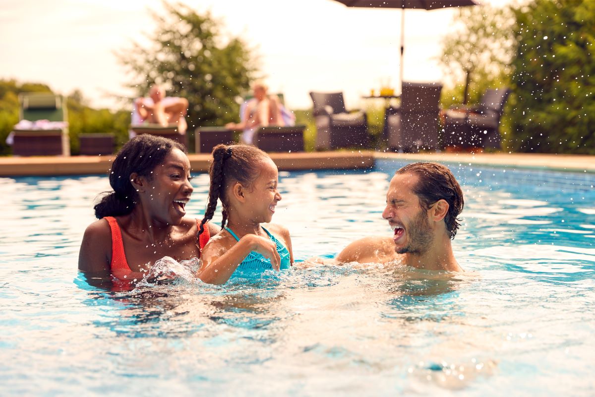 Freibad-Knigge für Mannheim: Entspannt durch die Badesaison